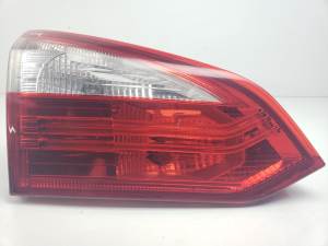 PILOTO TRASERO IZQUIERDO INTERIOR BM5113A603DB FORD FOCUS LIM. (CB8) Autodesguaces Alicante
