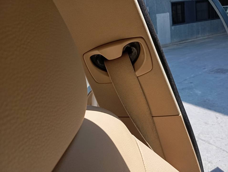 CINTURON SEGURIDAD DELANTERO IZQUIERDO