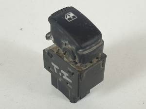 MANDO ELEVALUNAS TRASERO IZQUIERDO KIA SORENTO Autodesguaces Alicante