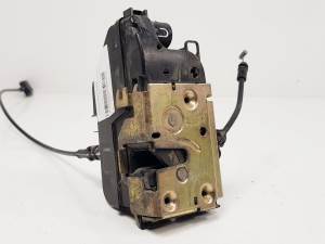 CERRADURA PUERTA DELANTERA DERECHA RENAULT MEGANE II BERLINA 5P Autodesguaces Alicante