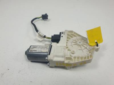 MOTOR ELEVALUNAS TRASERO DERECHO 4F0959802F AUDI A6 BERLINA (4F2) Autodesguaces Alicante