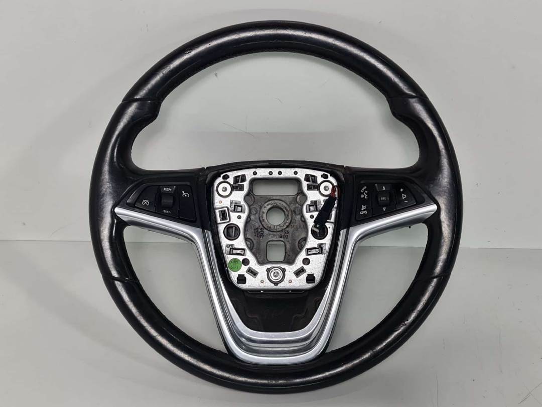 VOLANTE - 13306885 - OPEL - INSIGNIA BERLINA