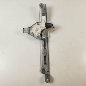 ELEVALUNAS TRASERO DERECHO 05074822AAD JEEP COMPASS Autodesguaces Alicante