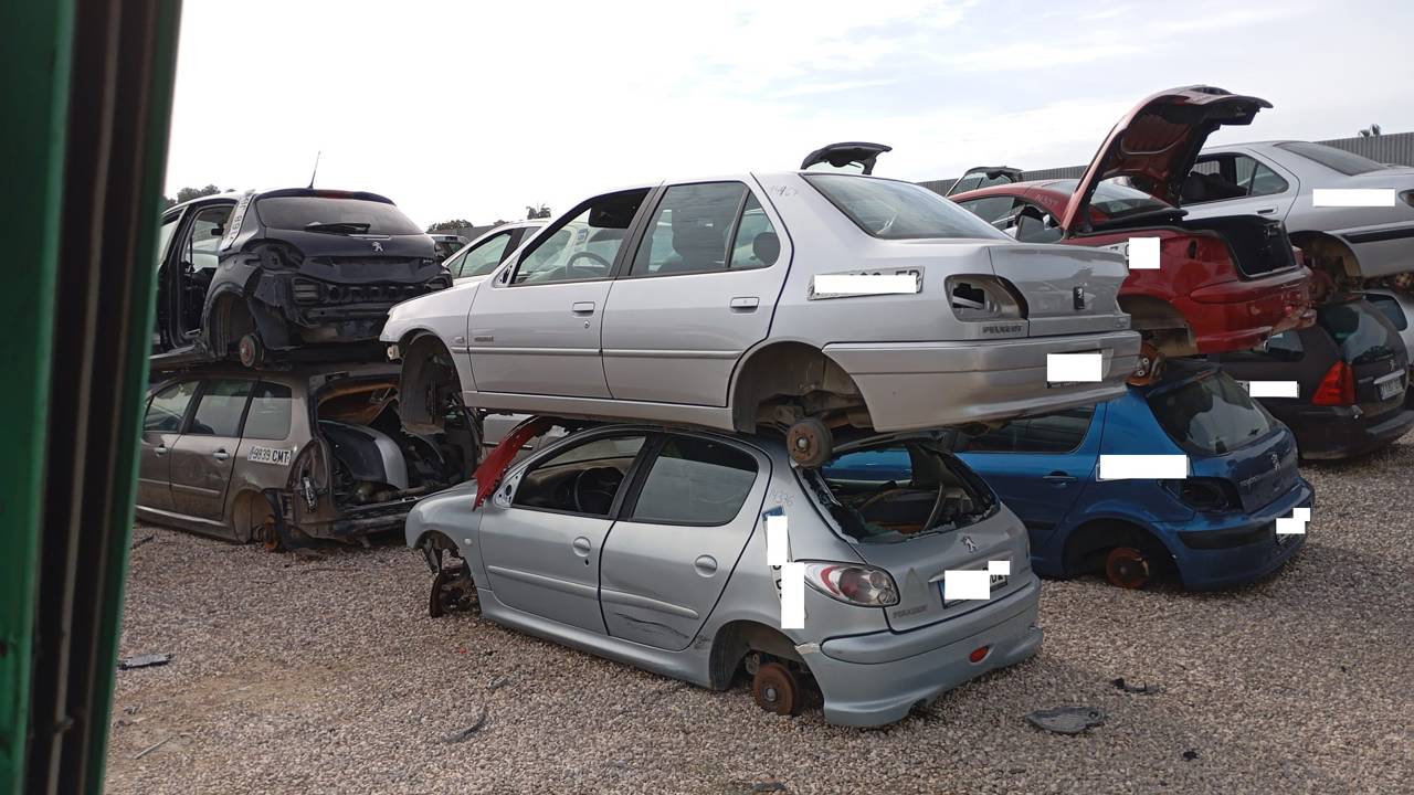 Imagen del vehículo PEUGEOT 206 BERLINA