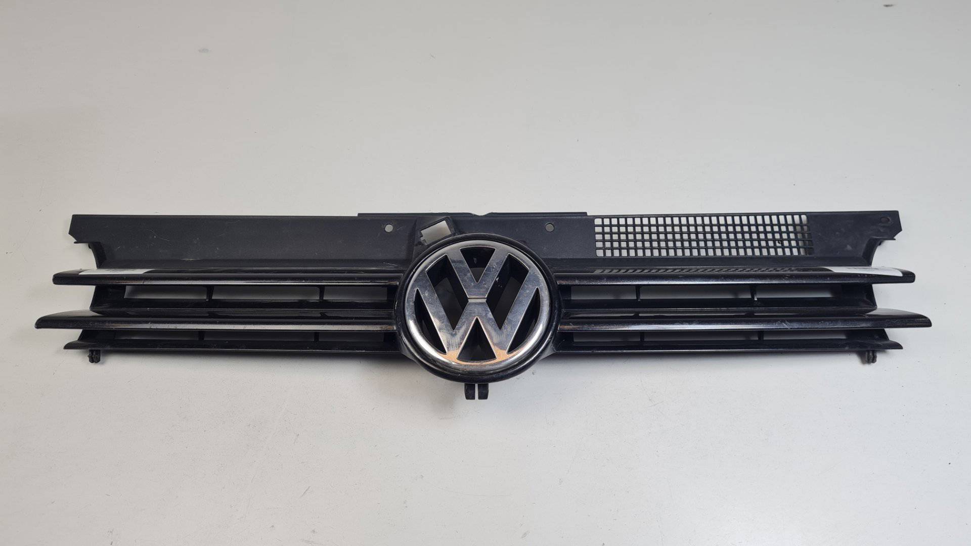 Kühlergrill vorne - 1J0853655G - VOLKSWAGEN - GOLF IV BERLINA (1J1)