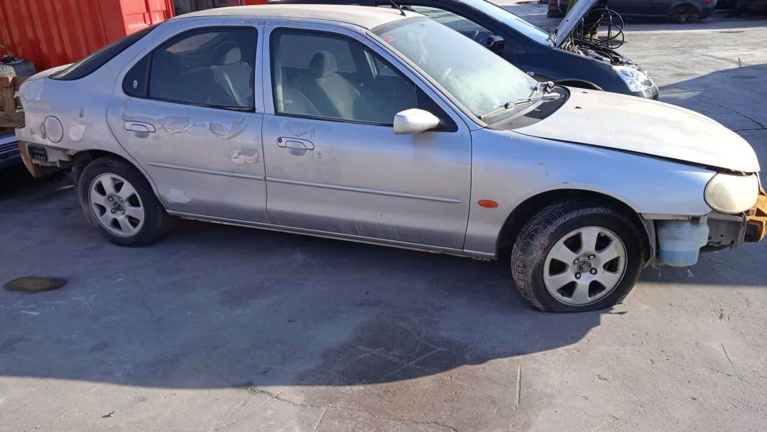 FORD MONDEO BERLINA/FAMILIAR (FD) (1993 - 1996)