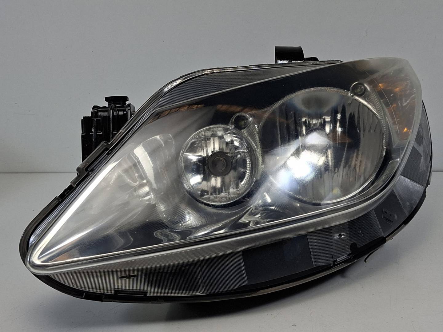 Left headlight - 6J1941005D - SEAT - IBIZA SC (6J1)