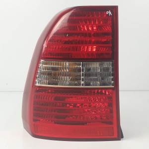 PILOTO TRASERO IZQUIERDO 924011F0 KIA SPORTAGE (JE,KM) Autodesguaces Alicante