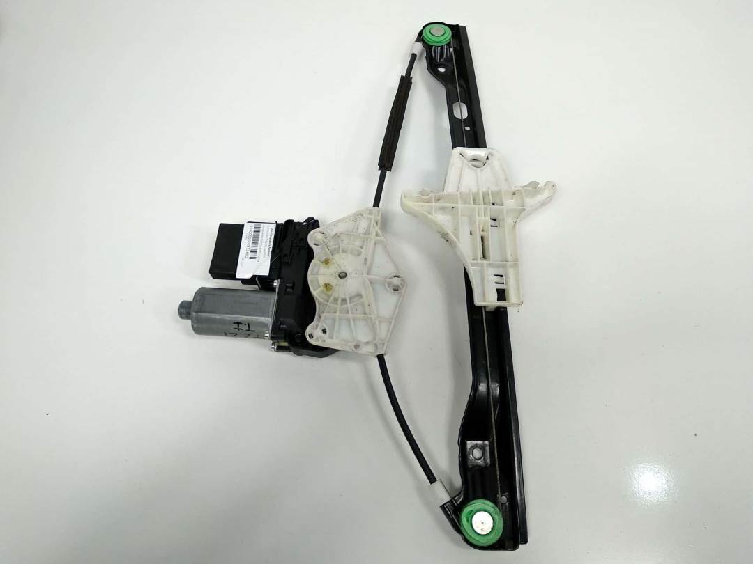 ELEVALUNAS TRASERO IZQUIERDO - 0130821431 - VOLKSWAGEN - GOLF PLUS (5M1)