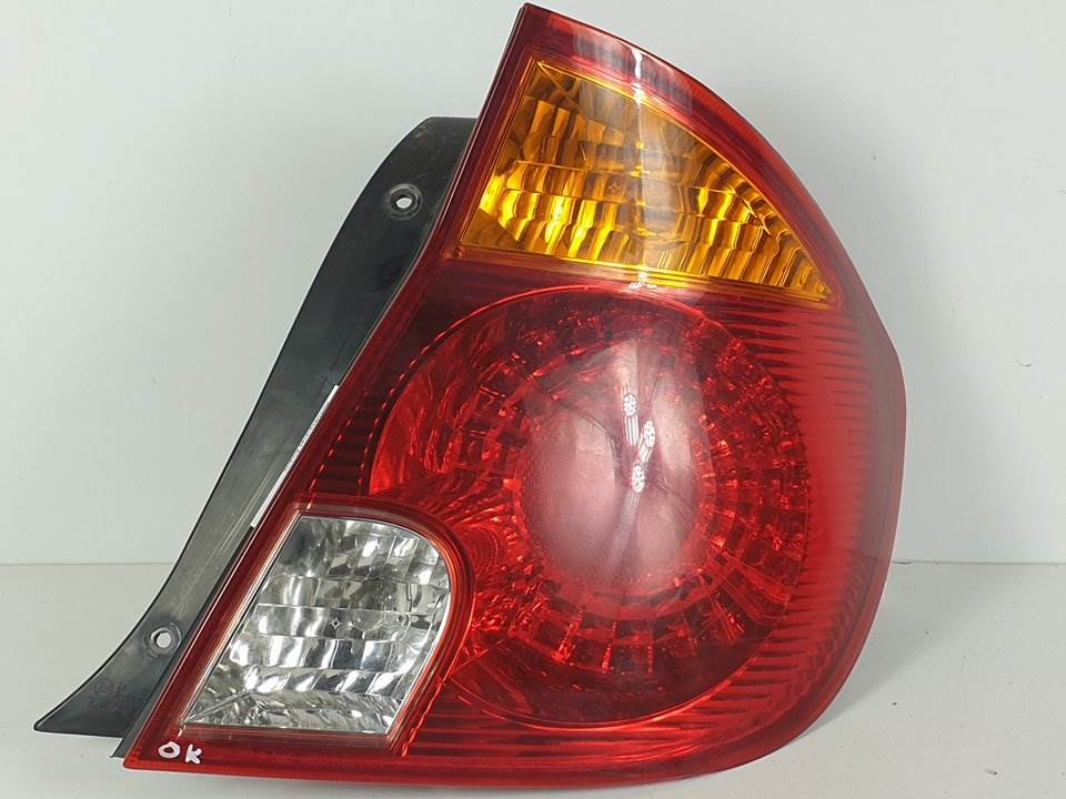 Feu arrière droit - 9240225710 - HYUNDAI - ACCENT (LC)