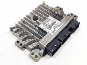 CENTRALITA MOTOR UCE R0413B007E RENAULT MEGANE III BERLINA 5P Autodesguaces Alicante