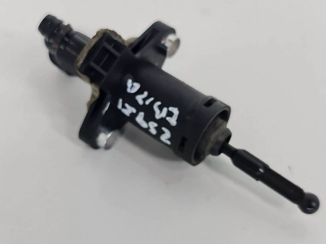 BOMBA EMBRAGUE - 6R0721388 - SEAT - IBIZA ST (6J8)