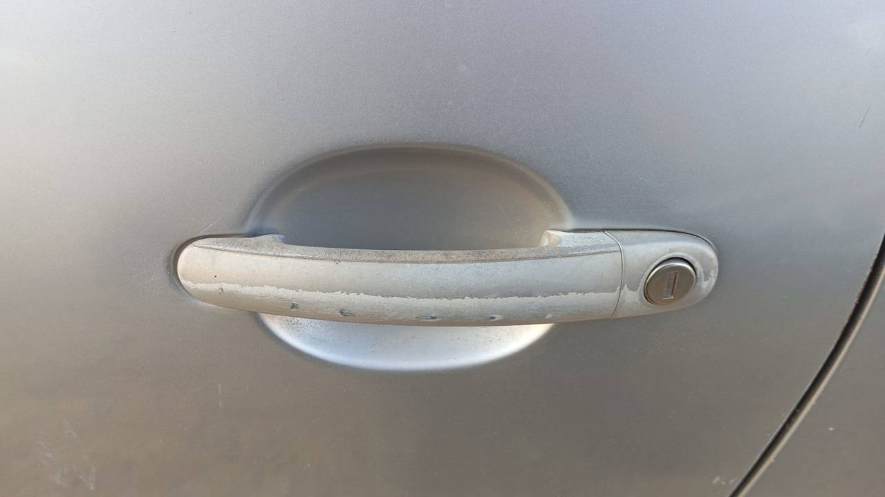 MANETA EXTERIOR DELANTERA IZQUIERDA