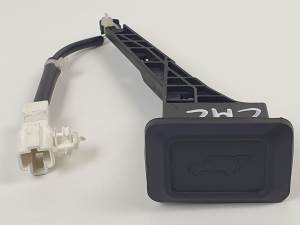 INTERRUPTOR 15A718 TOYOTA RAV 4 (A4) Autodesguaces Alicante