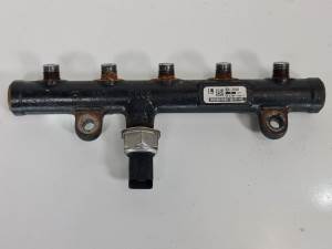 RAMPA INYECTORA 9681649580 PEUGEOT 407 Autodesguaces Alicante