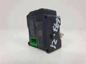 MOTOR APERTURA TRAMPILLAS CLIMATIZADOR 3D0959311 BENTLEY CONTINENTAL GT Autodesguaces Alicante