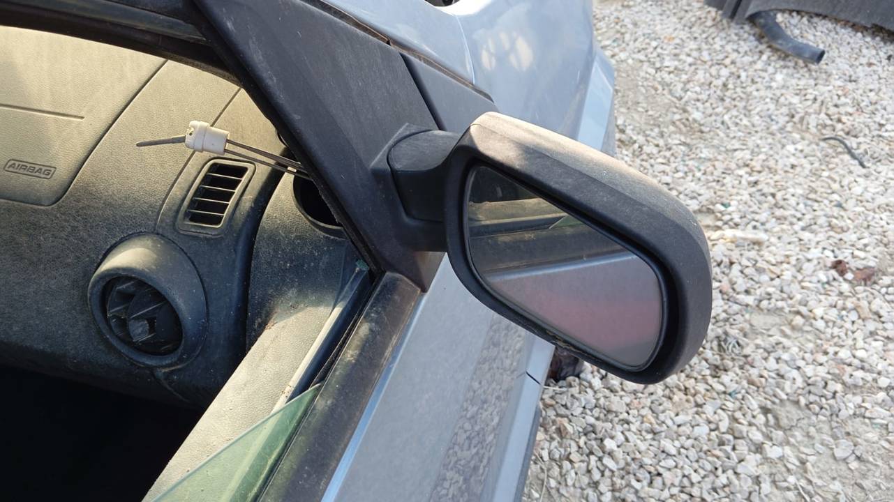 RETROVISOR DERECHO