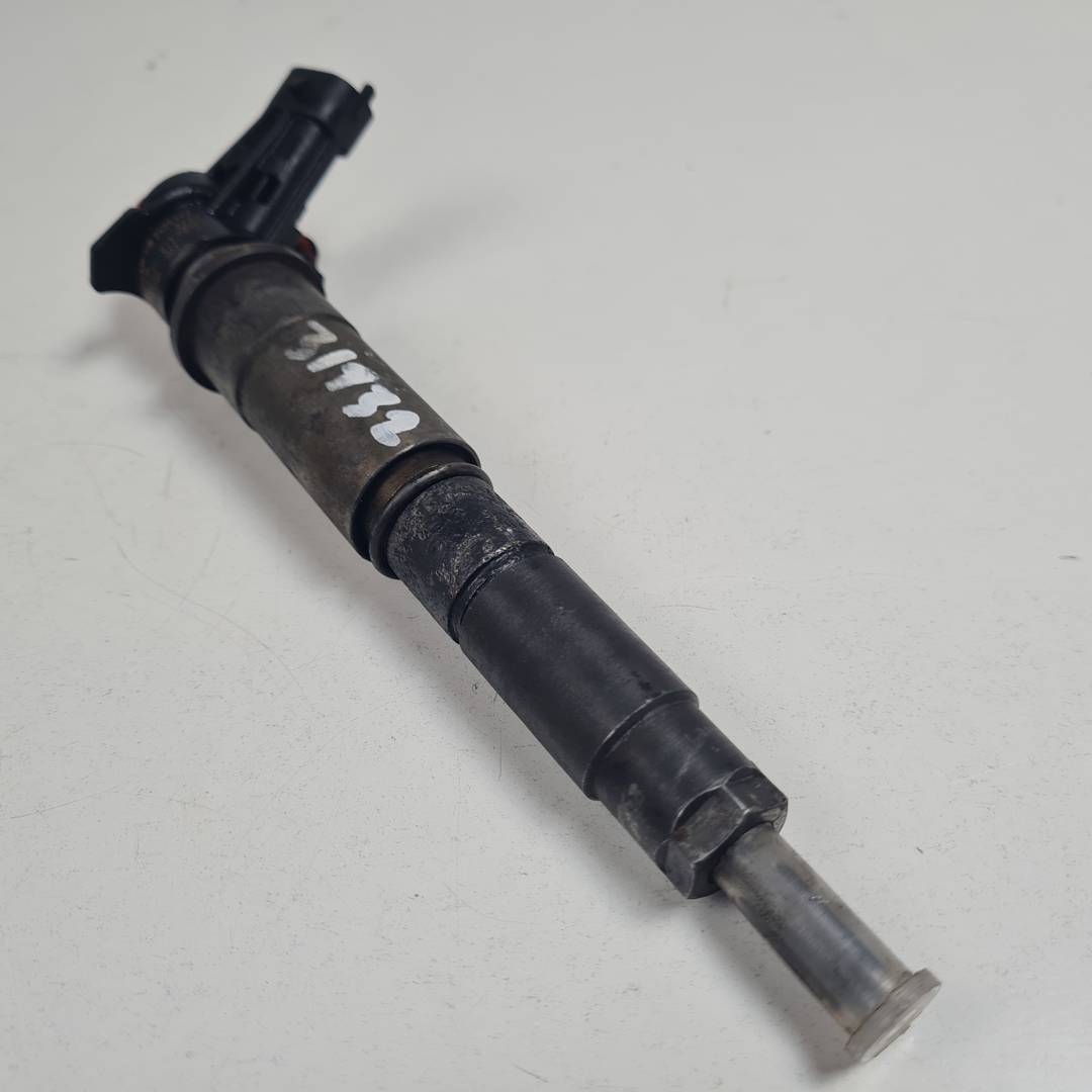 INYECTOR - 82409398 - RENAULT - TRAFIC CAJA CERRADA (AB 4.01)