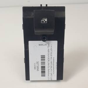 MANDO ELEVALUNAS DELANTERO DERECHO 13301886 OPEL INSIGNIA BERLINA Autodesguaces Alicante