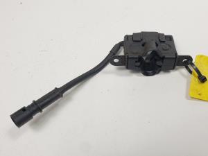 CERRADURA CAPOT MERCEDES CLASE C (W202) FAMILIAR Autodesguaces Alicante