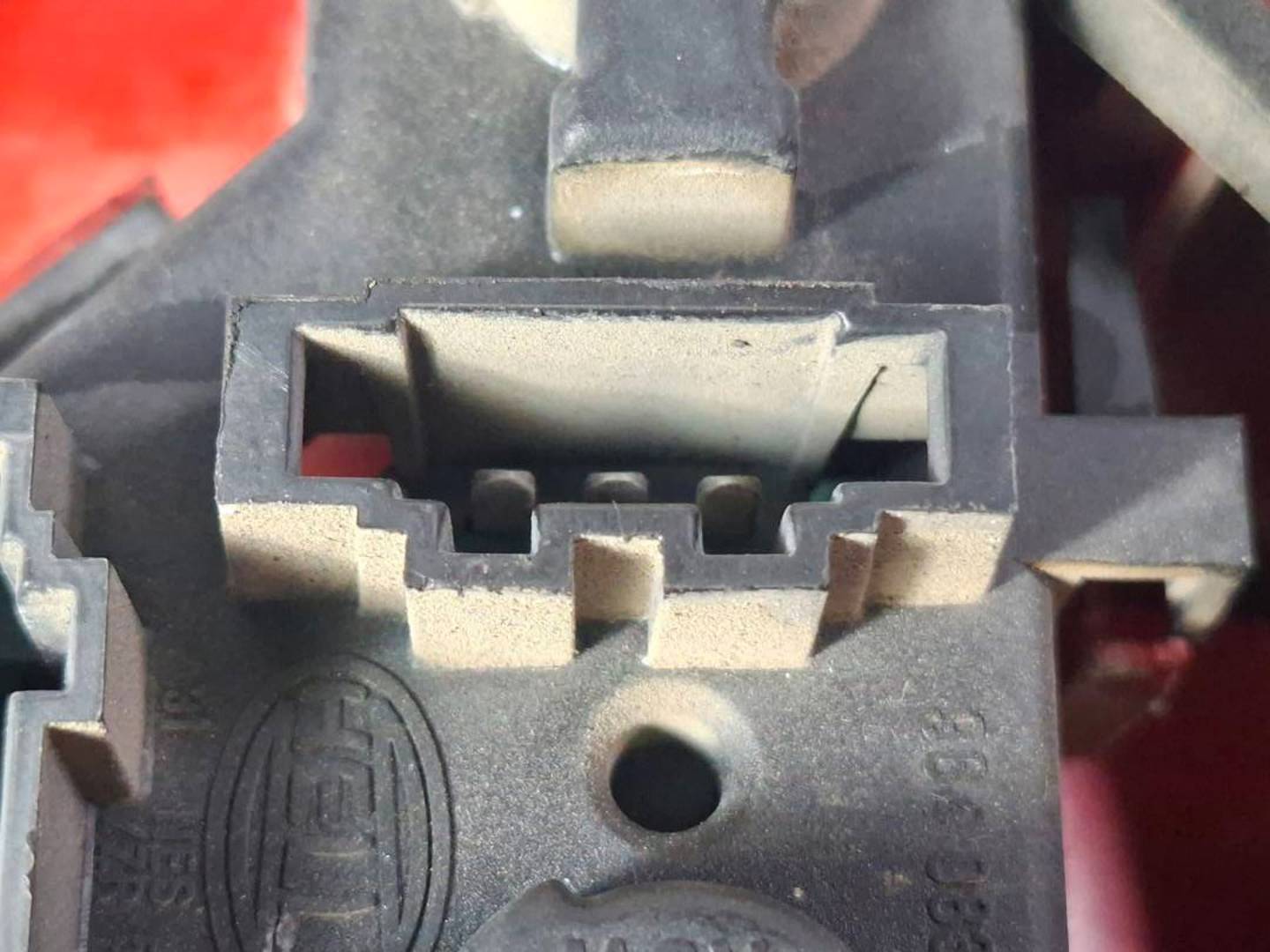 Foto 6 de Piloto Trasero Derecho Volkswagen Polo Berlina (6n1) (1994–1999)
