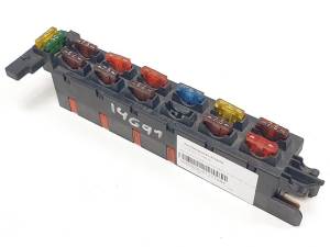 CAJA RELES / FUSIBLES MERCEDES CLASE C (W202) BERLINA Autodesguaces Alicante