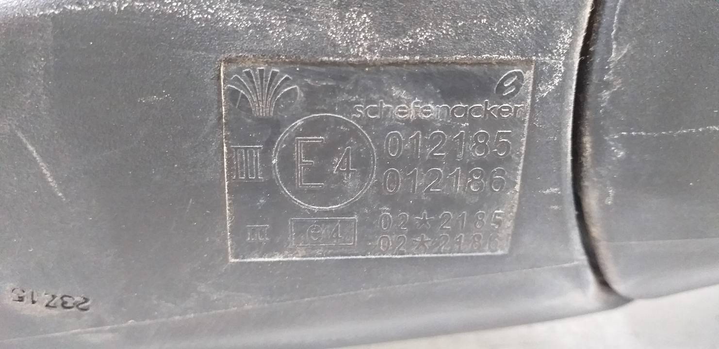 RETROVISOR DERECHO