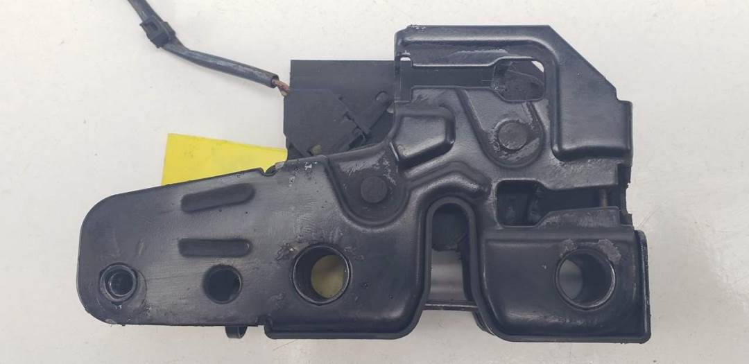 CERRADURA CAPOT - VOLKSWAGEN - POLO (9N3)