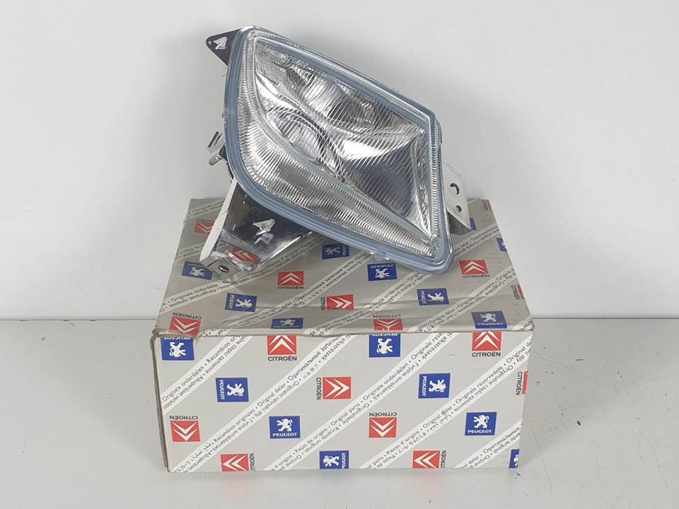 FARO ANTINIEBLA DERECHO - 67721045 - CITROEN - XANTIA BERLINA