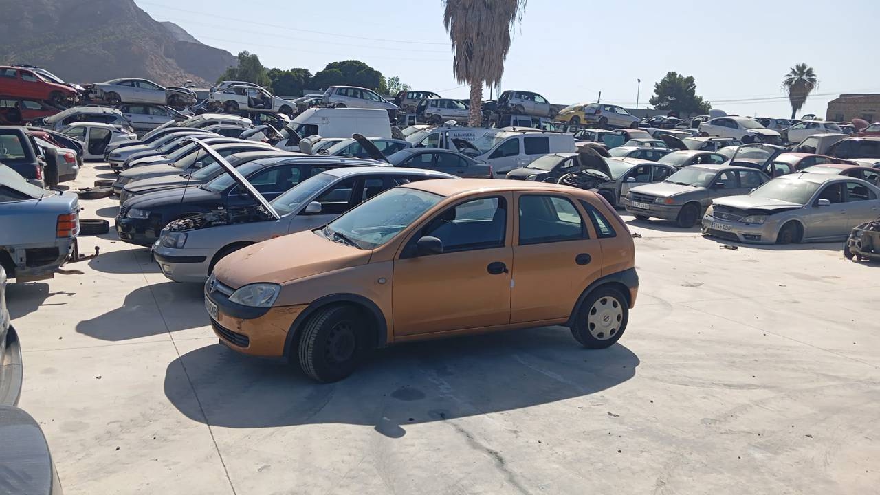 Imagen del vehículo OPEL CORSA C
