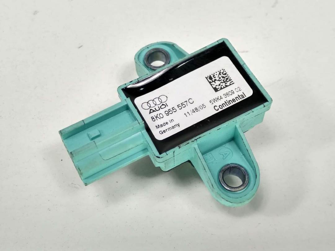 SENSOR - 8K0955557C - AUDI - A4 BER. (B8)