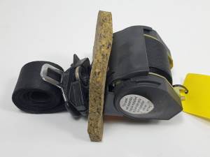 CINTURON SEGURIDAD DELANTERO DERECHO 8207954 BMW SERIE 3 COUPE (E46) Autodesguaces Alicante