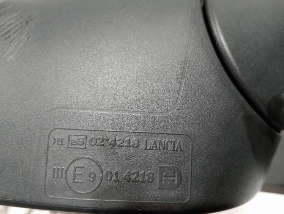 RETROVISOR DERECHO