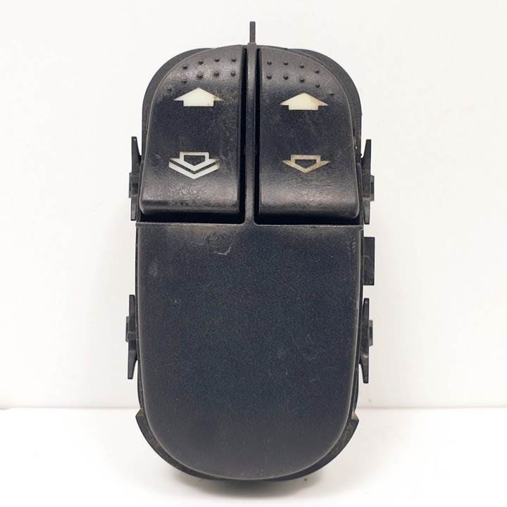 MANDO ELEVALUNAS DELANTERO IZQUIERDO - YS4T14529AA - FORD - FOCUS BERLINA (CAK)