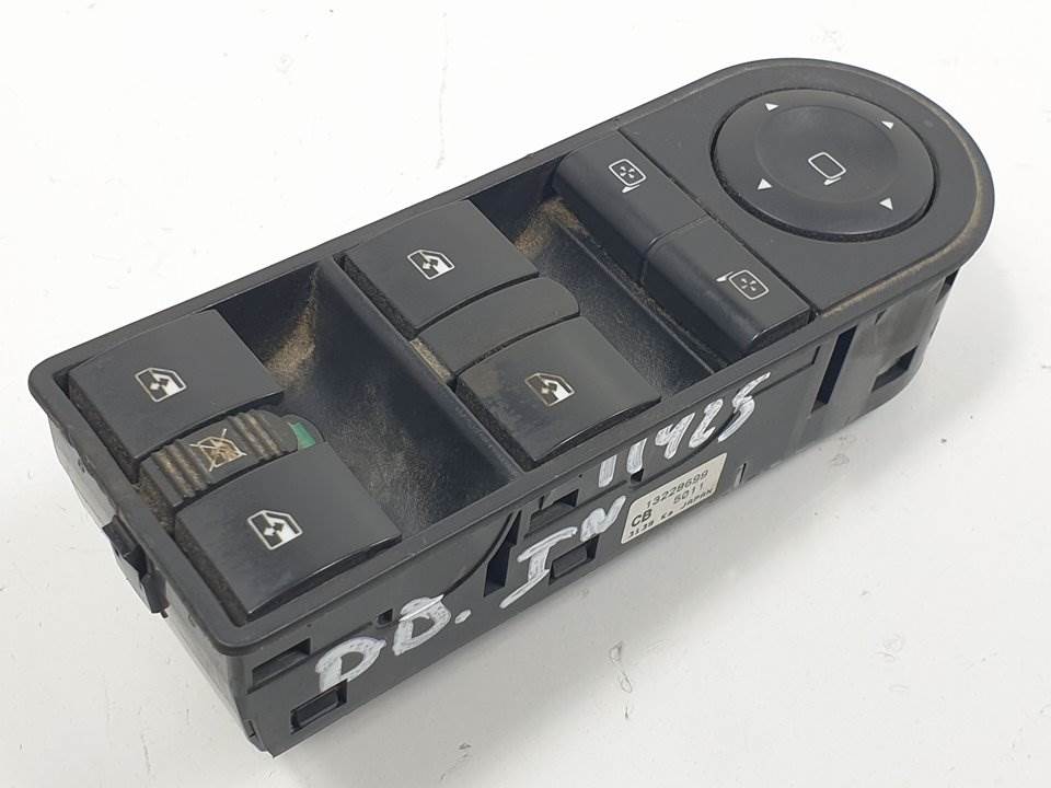 MANDO ELEVALUNAS DELANTERO IZQUIERDO - 13228699 - OPEL - ZAFIRA B