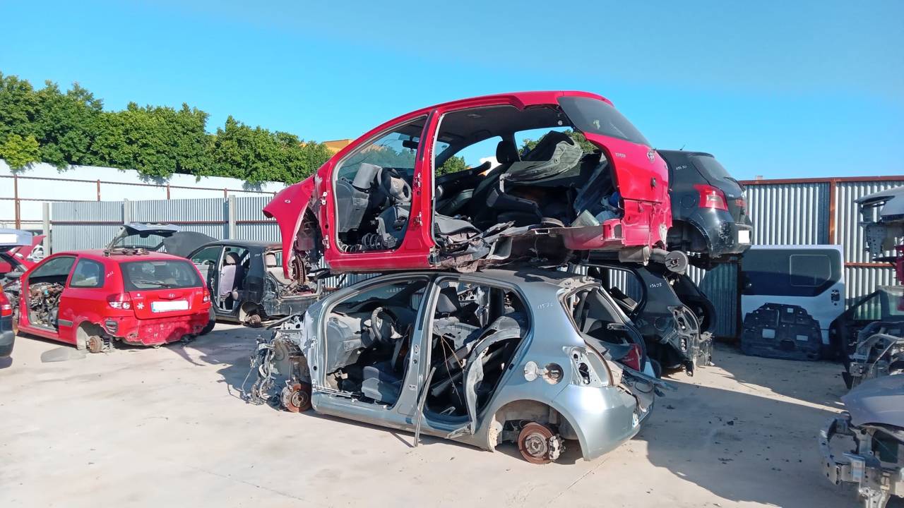Imagen del vehículo TOYOTA YARIS