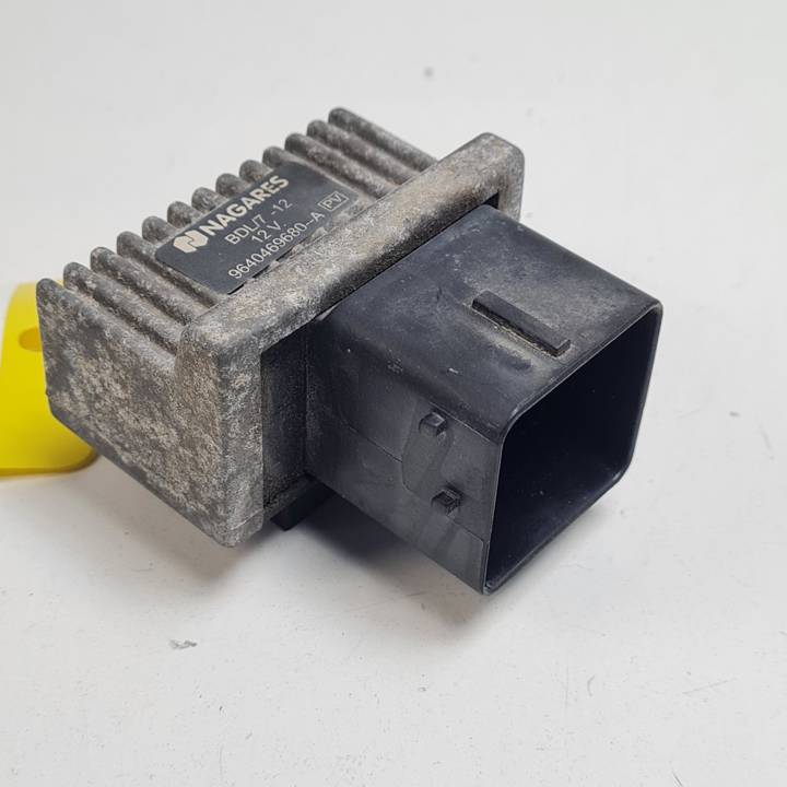 CAJA PRECALENTAMIENTO 9640469680A RENAULT KANGOO (FW/KW) Autodesguaces Alicante