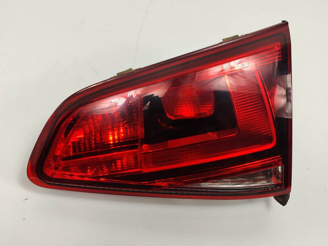 PILOTO TRASERO DERECHO INTERIOR - 5G0945094AF - VOLKSWAGEN - GOLF VII LIM. (5G1)