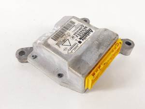 CENTRALITA AIRBAG 8200142183A PEUGEOT 106 (S2) Autodesguaces Alicante