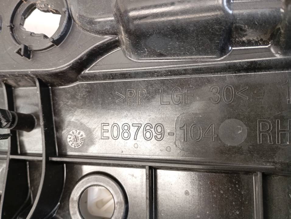 ELEVALUNAS TRASERO DERECHO