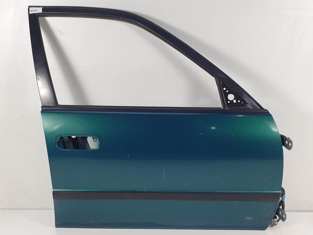 PUERTA DELANTERA DERECHA - TOYOTA - COROLLA FAMILIAR (E11)