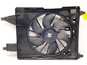 ELECTROVENTILADOR 8240357 RENAULT MEGANE II BERLINA 5P Autodesguaces Alicante