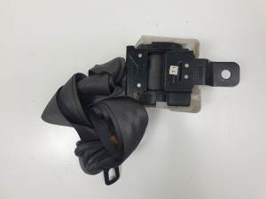 CINTURON SEGURIDAD TRASERO DERECHO MITSUBISHI GRANDIS (NA0W) Autodesguaces Alicante