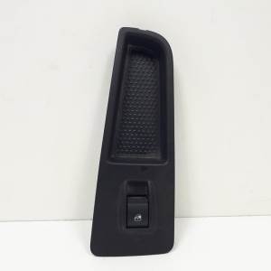 MANDO ELEVALUNAS DELANTERO DERECHO 735434459 FIAT BRAVO (198) Autodesguaces Alicante