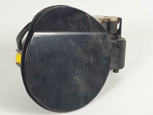 TAPA EXTERIOR COMBUSTIBLE 95950301 CHEVROLET CRUZE Autodesguaces Alicante