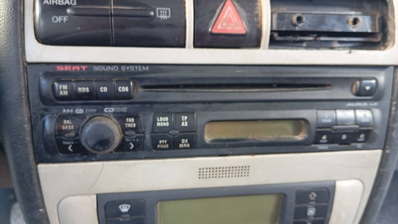 SISTEMA AUDIO / RADIO CD