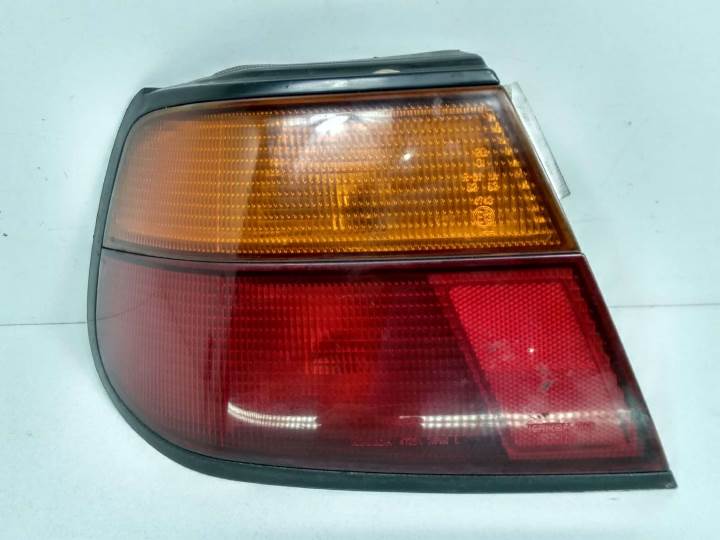 PILOTO TRASERO IZQUIERDO NISSAN ALMERA (N15) Autodesguaces Alicante