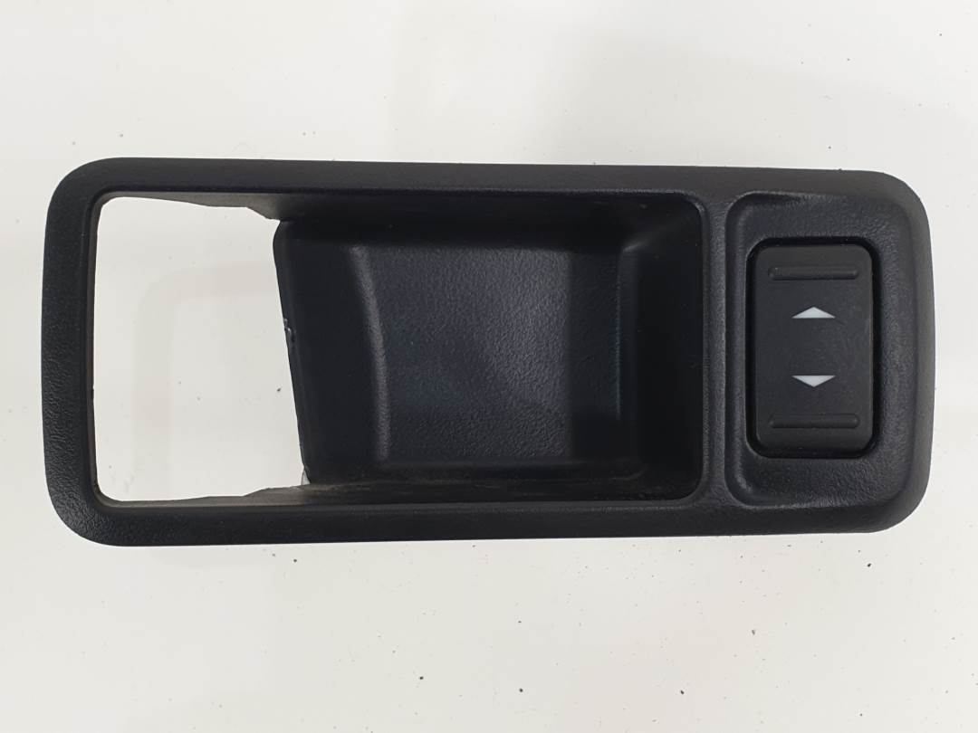 Commande de lève-vitre arrière gauche - 3M51226A37 - FORD - KUGA (CBV)