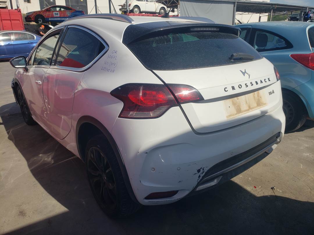 DS 4 CROSSBACK (2015 - 2018)
