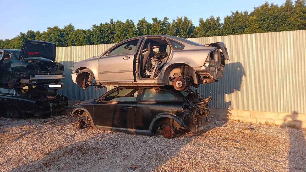 Imagen del vehículo VOLVO S40 BERLINA